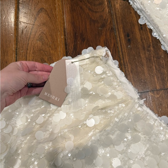 Meshki NWT Sequin Set - Picture 4 of 6